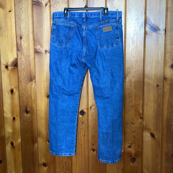 Men’s wrangler blue jean pants size 38x30 western outdoor wrangler jean pants - Picture 4 of 5